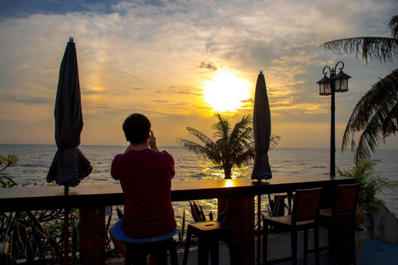 Sea Memories White Sand Beach Hotel Hua Hin Dış mekan fotoğraf
